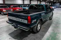 1996-Chevrolet-Silverado-Emerald Green Metallic-146925-37.jpg